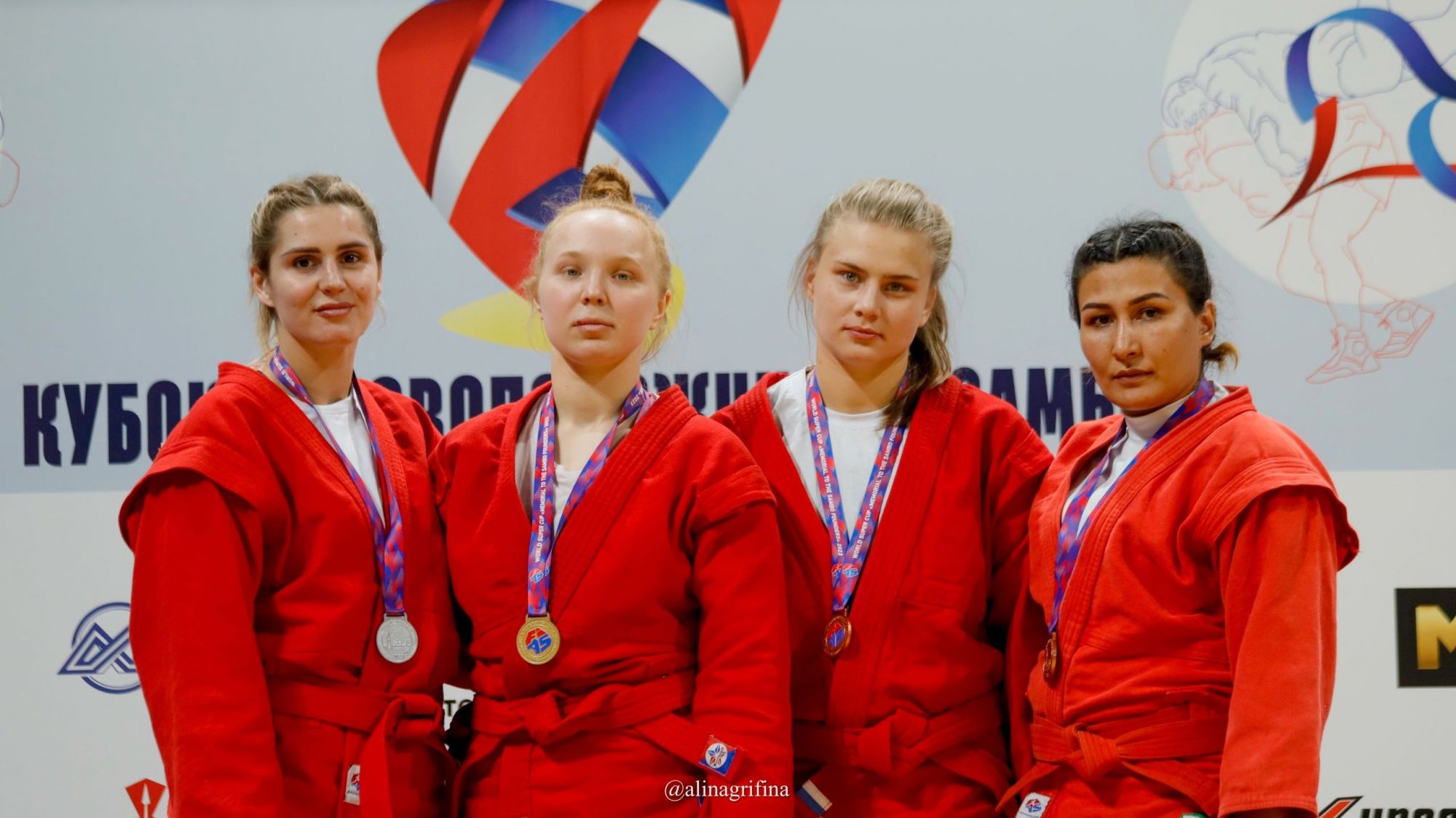 Студентка СмолГУ Яна Козырева стала призёром Международных соревнований по самбо «Кубок основоположникам самбо».