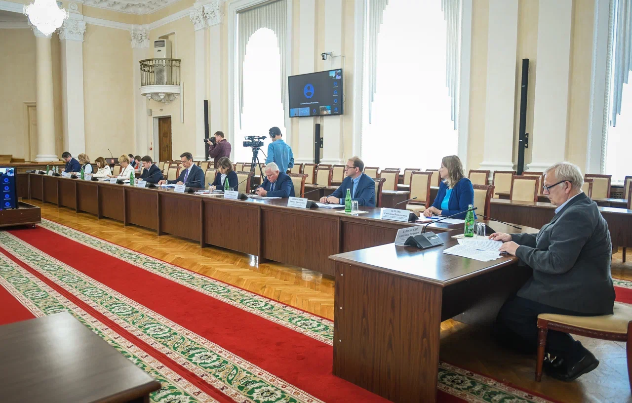 Михаил Артеменков принял участие в выездном заседании комитетов Совета Федерации